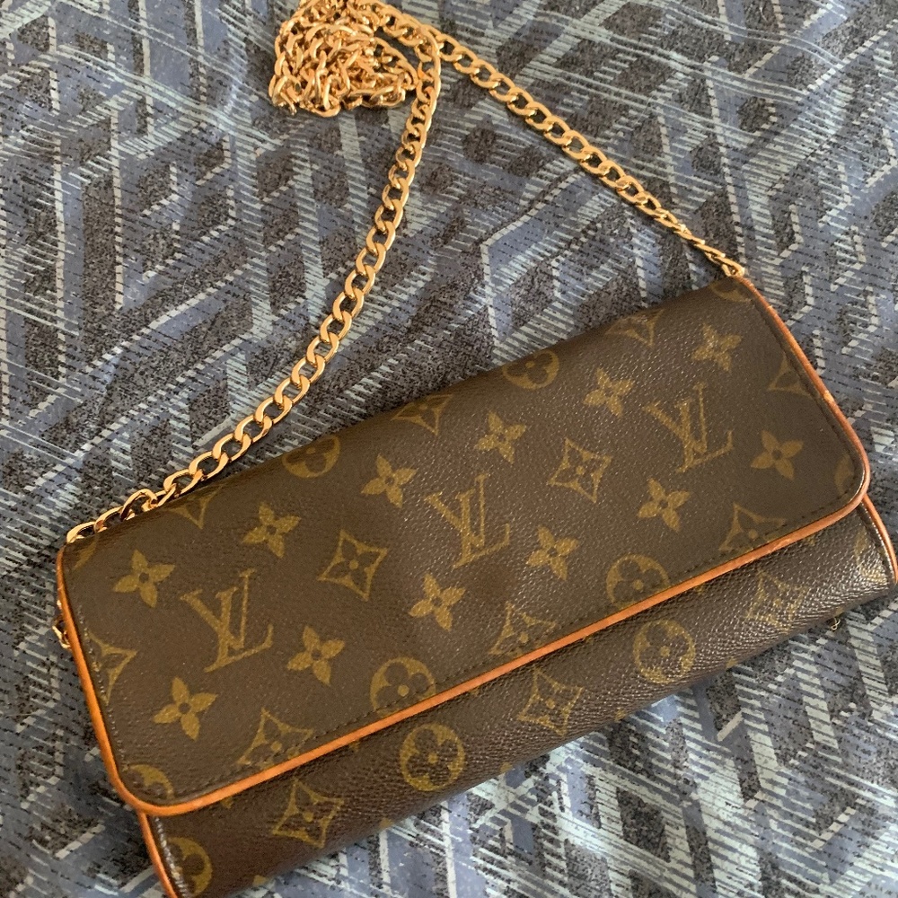 Louis Vuitton Twin Pochette GM